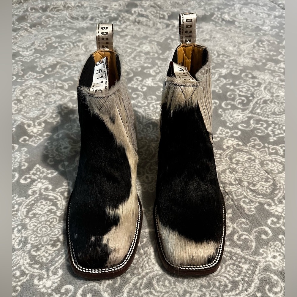 Billy Boots Brand. Genuine Hair on Hide Ankle Square Toe Cowboy Boots.